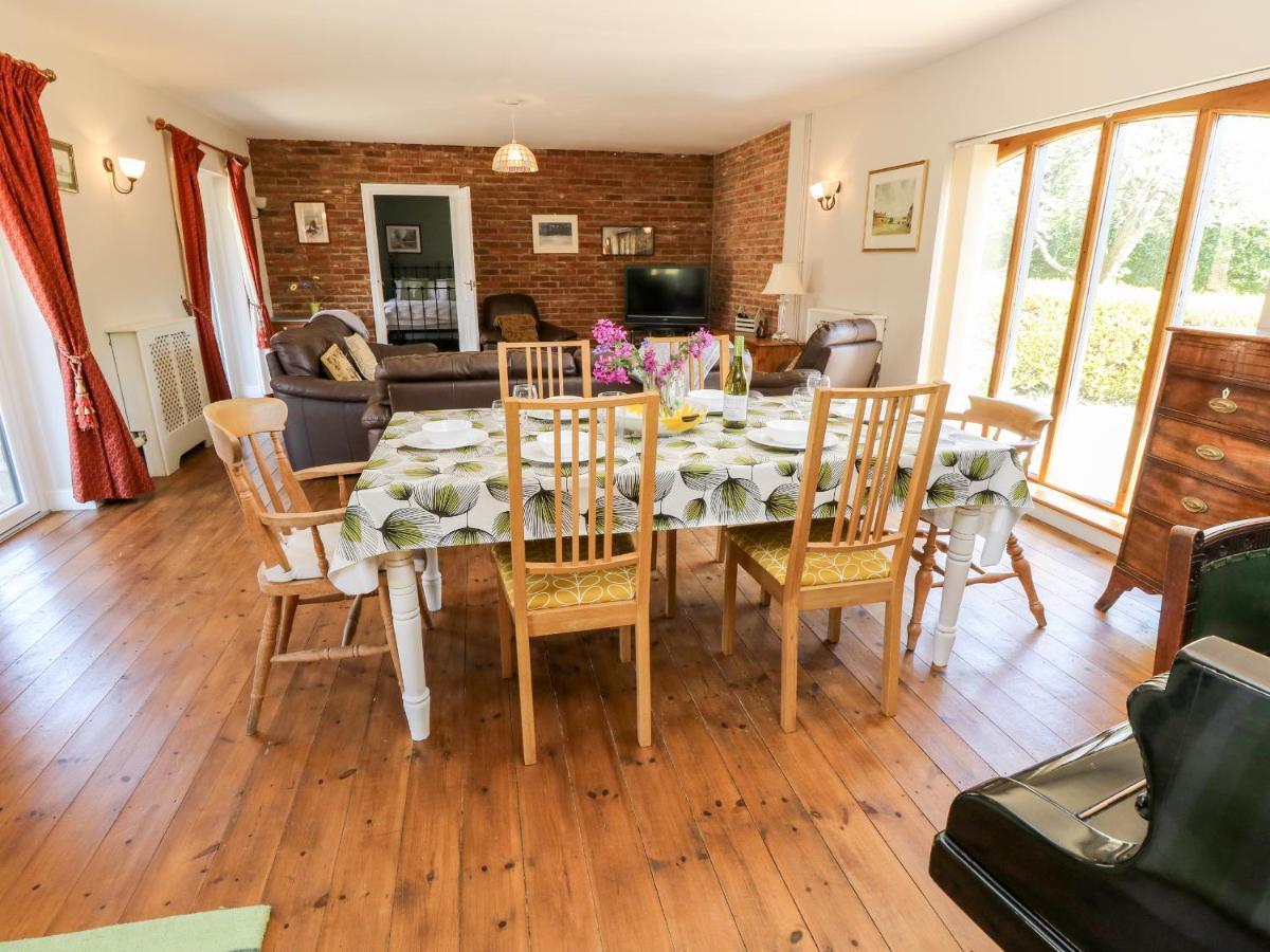 The Coach House Villa Ryde  Eksteriør billede